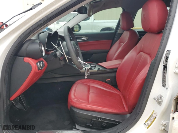 2018 Alfa Romeo Giulia with VIN ZARFAEBN3J7591484, listed as a Copart auction lot 86514884 with 94,276 mi miles and Salvage Title. Bid and sale history available at carsss.com. Image 7.