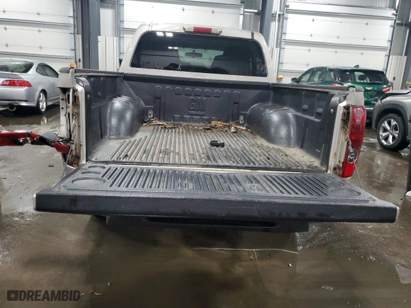 2008 Chevrolet Colorado LT w/1LT with VIN 1GCDT33E988222339, listed as a Copart auction lot 83407174 with 235,366 mi miles and Salvage Title. Bid and sale history available at carsss.com. Image 6.