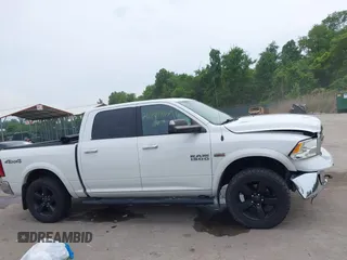 2018 Ram 1500 Big Horn z VIN 1C6RR7LT2JS179408, wystawiony jako IAAI lot #42271437 z przebiegiem 151 010 mil mil oraz . Historia ofert i sprzedaży dostępna na DreamBid. Obrazek 13.