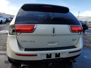 2014 Lincoln MKX with VIN 2LMDJ6JKXEBL17131, listed as a Copart auction lot 41811194 with 141,200 mi miles and Clean Title. Bid and sale history available at carsss.com. Image 6.