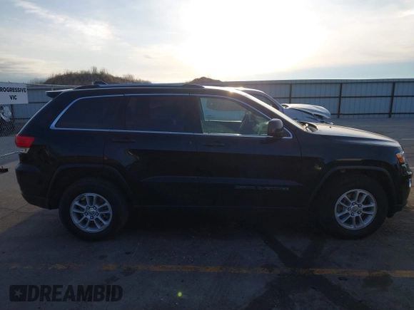2018 Jeep Grand Cherokee Altitude with VIN 1C4RJFAG0JC305842, listed as a IAAI auction lot 41949021 with 83,773 mi miles and . Bid and sale history available at DreamBid. Image 13.