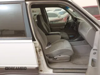 1997 Ford Explorer XL with VIN 1FMDU34E2VUD27976, listed as a IAAI auction lot 41685309 with 191,176 mi miles and . Bid and sale history available at DreamBid. Image 5.