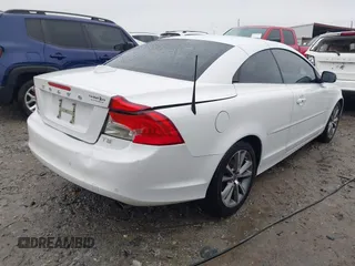 2013 Volvo C70 T5 with VIN YV1672MC9DJ139186, listed as a IAAI auction lot 41541171 with 99,753 mi miles. Bid and sale history available at carsss.com. Image 4.