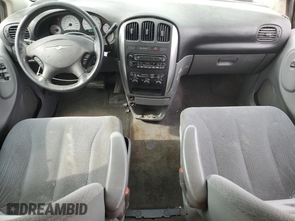 2005 Chrysler Town & Country Touring z VIN 2C4GP54L25R421842, wystawiony jako Copart lot #54439785 z przebiegiem 178 071 mil mil oraz Szkody całkowita. Historia ofert i sprzedaży dostępna na DreamBid. Obrazek 8.