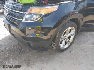 2013 Ford Explorer Limited with VIN 1FM5K8F88DGC82053, listed as a IAAI auction lot 42058341 with 243,834 mi miles. Bid and sale history available at carsss.com. Image 17.