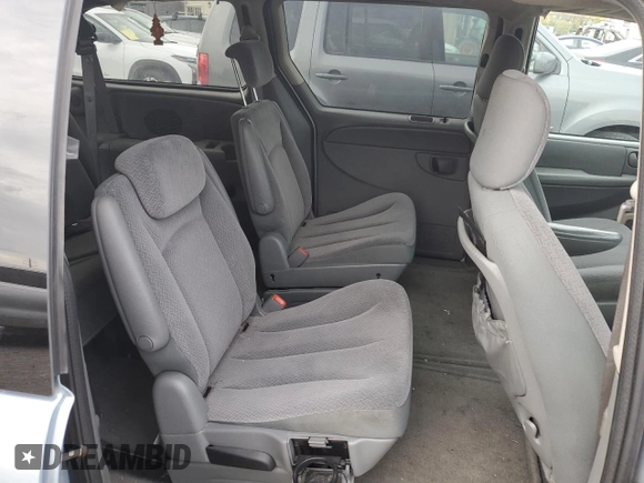 2005 Dodge Caravan SXT with VIN 2D4GP44L25R565890, listed as a Copart auction lot 42324244 with 203,174 mi miles and Non Repairable. Bid and sale history available at carsss.com. Image 11.