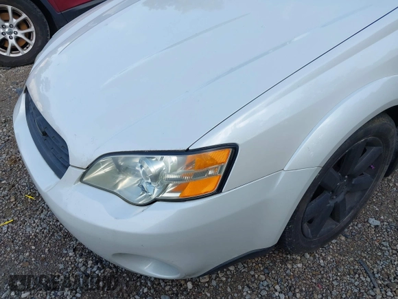2007 Subaru Legacy Outback Limited with VIN 4S4BP62C777310819, listed as a IAAI auction lot 42740506 with 119,526 mi miles and . Bid and sale history available at DreamBid. Image 17.