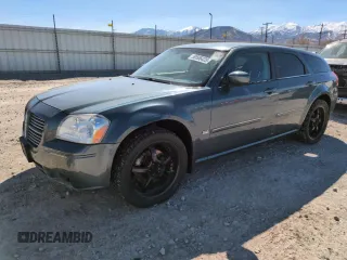 2006 Dodge Magnum SXT z VIN 2D4GZ47V96H344916, wystawiony jako Copart lot #50506425 z przebiegiem 138 323 mil mil oraz Tytuł czysty. Historia ofert i sprzedaży dostępna na DreamBid. Obrazek 1.