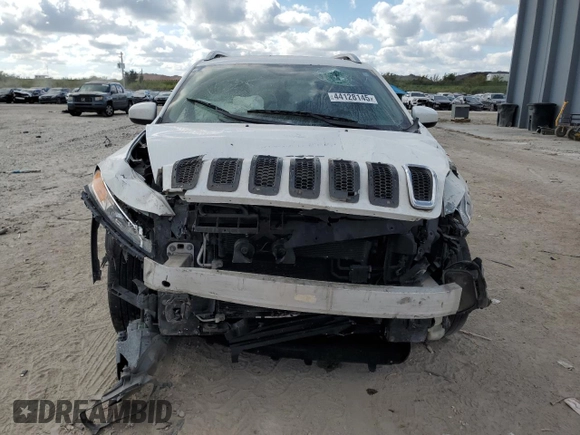 2016 Jeep Cherokee Latitude with VIN 1C4PJLCB9GW376343, listed as a Copart auction lot 44128145 with 94,471 mi miles and Salvage Title. Bid and sale history available at carsss.com. Image 5.