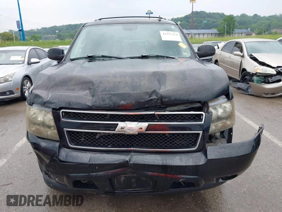 2007 Chevrolet Suburban LTZ with VIN 1GNFK16367J196596, listed as a IAAI auction lot 42392224 with 100,774 mi miles and . Bid and sale history available at DreamBid. Image 12.