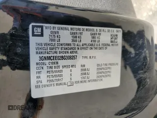 2011 Chevrolet Avalanche LS with VIN 3GNMCEE02BG308257, listed as a Copart auction lot 70853554 with 333,445 mi miles and Salvage Title. Bid and sale history available at carsss.com. Image 12.