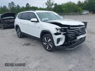 2024 Volkswagen Atlas SE with VIN 1V2JR2CA3RC614867, listed as a IAAI auction lot 42213818 with 6,832 mi miles and . Bid and sale history available at DreamBid. Image 1.