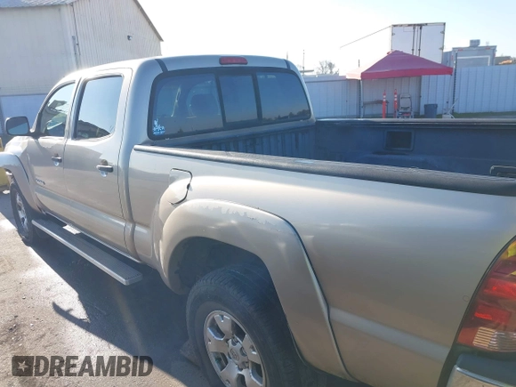 2005 Toyota Tacoma PreRunner with VIN 3TMKU72N55M003169, listed as a IAAI auction lot 41337937 with 142,474 mi miles. Bid and sale history available at carsss.com. Image 14.