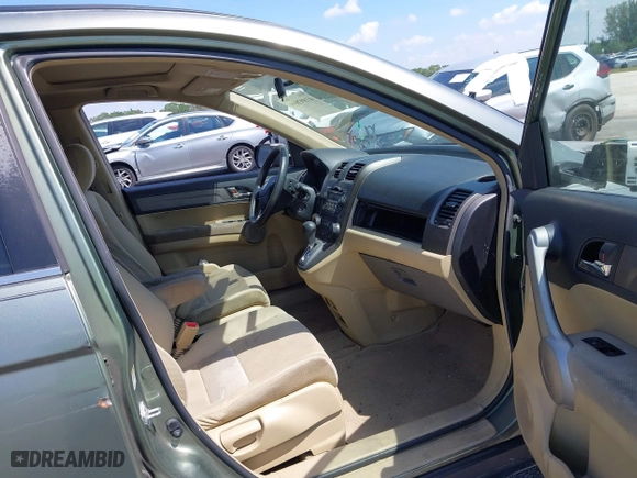 2007 Honda CR-V EX with VIN JHLRE38547C055685, listed as a IAAI auction lot 41897899 with 221,445 mi miles. Bid and sale history available at carsss.com. Image 5.