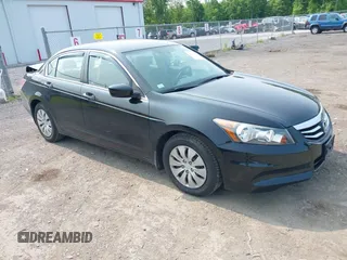 2011 Honda Accord LX z VIN 1HGCP2F31BA056548, wystawiony jako IAAI lot #42405647 z przebiegiem 180 490 mil mil oraz . Historia ofert i sprzedaży dostępna na DreamBid. Obrazek 1.