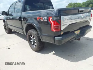 2015 Ford F-150 XLT with VIN 1FTEW1EF4FFC52928, listed as a IAAI auction lot 41994726 with 211,628 mi miles. Bid and sale history available at carsss.com. Image 3.