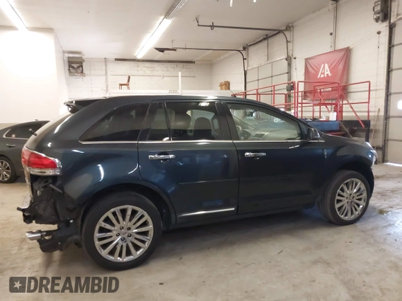 2013 Lincoln MKX with VIN 2LMDJ8JK2DBL18834, listed as a IAAI auction lot 41898580 with 147,543 mi miles and . Bid and sale history available at DreamBid. Image 14.