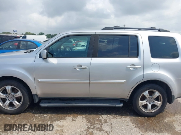 2015 Honda Pilot EX-L z VIN 5FNYF3H57FB022221, wystawiony jako IAAI lot #42101582 z przebiegiem 204 259 mil mil oraz . Historia ofert i sprzedaży dostępna na DreamBid. Obrazek 14.