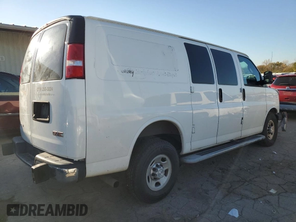 2018 Chevrolet Express Cargo Van with VIN 1GCWGAFGXJ1903929, listed as a Copart auction lot 42463695 with 73,707 mi miles and Salvage Title. Bid and sale history available at carsss.com. Image 3.