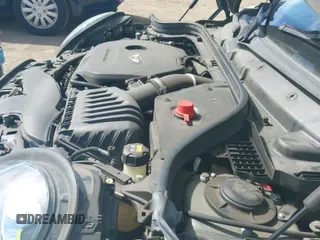 2018 MINI Hardtop Cooper with VIN WMWXP5C54J2G61549, listed as a IAAI auction lot 43368423 with 100,604 mi miles and . Bid and sale history available at DreamBid. Image 19.