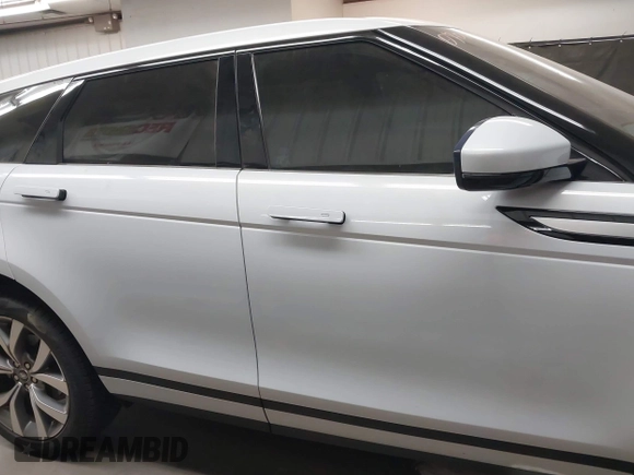 2020 Land Rover Range Rover Evoque SE with VIN SALZP2FX6LH070149, listed as a IAAI auction lot 42041307 with 28,853 mi miles and . Bid and sale history available at DreamBid. Image 14.