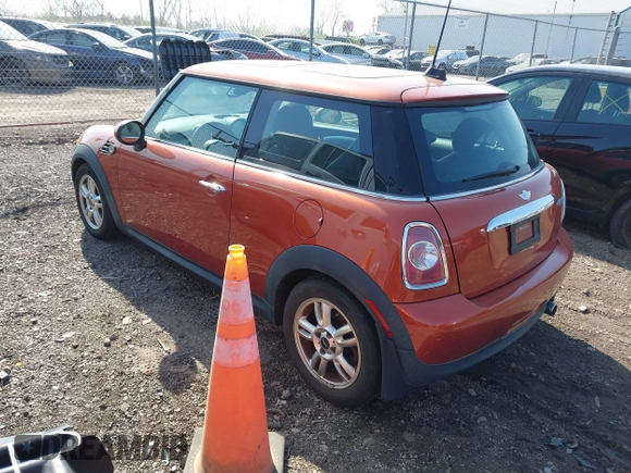 2012 MINI Hardtop with VIN WMWSU3C51CT369410, listed as a IAAI auction lot 42072377 with 155,008 mi miles and . Bid and sale history available at DreamBid. Image 3.