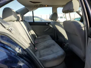 2003 Volkswagen Jetta GL с VIN 3VWRK69M53M038820, выставлен на аукционе Copart как лот 42555005 с пробегом 121 061 миль миль и Списание • Salvage title. История ставок и продаж доступна на DreamBid. Изображение 10.