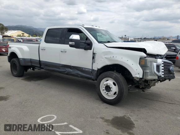 2021 Ford F-450 XL with VIN 1FT8W4DTXMED30296, listed as a Copart auction lot 53511365 with 25,593 mi miles and Salvage Title. Bid and sale history available at carsss.com. Image 4.