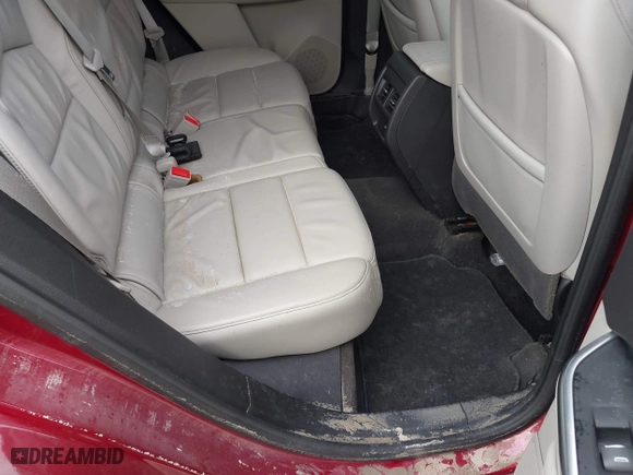 2020 Cadillac XT4 FWD Premium Luxury with VIN 1GYFZCR48LF077119, listed as a IAAI auction lot 40893918 with 1 mi miles. Bid and sale history available at carsss.com. Image 8.