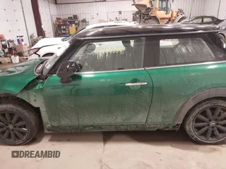 2020 MINI Hardtop Cooper S z VIN WMWXR5C01L2L36999, wystawiony jako IAAI lot #41404558 z przebiegiem 24 930 mil mil oraz . Historia ofert i sprzedaży dostępna na DreamBid. Obrazek 15.