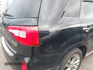 2014 Kia Sorento SX z VIN 5XYKWDA7XEG485405, wystawiony jako IAAI lot #42312938 z przebiegiem 169 728 mil mil oraz . Historia ofert i sprzedaży dostępna na DreamBid. Obrazek 6.