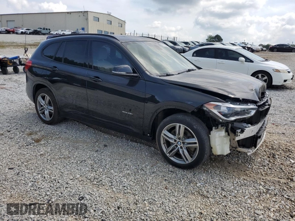 2017 BMW X1 xDrive28i with VIN WBXHT3C30H5F87810, listed as a Copart auction lot 55108255 with 66,578 mi miles and Clean Title. Bid and sale history available at DreamBid. Image 4.