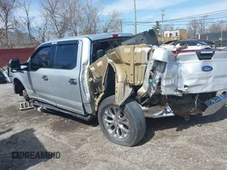 2015 Ford F-150 XLT with VIN 1FTEW1EF1FKD44263, listed as a IAAI auction lot 41935441 with 234,201 mi miles. Bid and sale history available at carsss.com. Image 3.