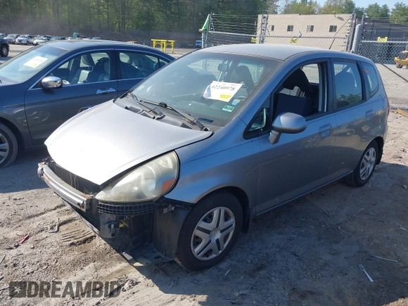 2008 Honda Fit z VIN JHMGD38458S068675, wystawiony jako IAAI lot #42240978 z przebiegiem 117 092 mil mil oraz . Historia ofert i sprzedaży dostępna na DreamBid. Obrazek 18.