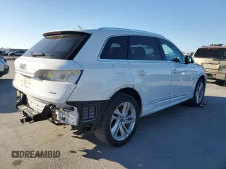 2023 Audi Q7 Premium with VIN WA1ACBF75PD013674, listed as a Copart auction lot 48860755 with 30,886 mi miles and Salvage title. Bid and sale history available at DreamBid. Image 3.