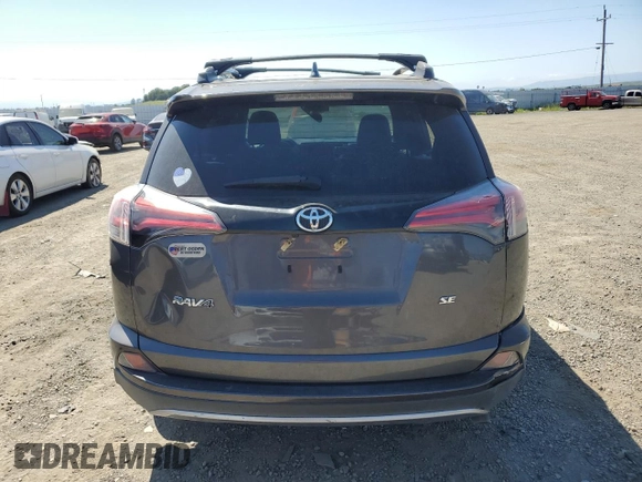 2017 Toyota RAV4 SE с VIN 2T3NFREV2HW331036, выставлен на аукционе Copart как лот 53473845 с пробегом 60 893 миль миль и Списание • Salvage title. История ставок и продаж доступна на DreamBid. Изображение 6.