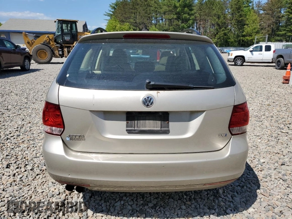 2014 Volkswagen Jetta TDI w/Sunroof with VIN 3VWPL7AJ5EM606949, listed as a Copart auction lot 58863125 with 131,179 mi miles and Clean title. Bid and sale history available at DreamBid. Image 6.