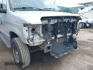 2008 Ford Econoline Passenger XL z VIN 1FBSS31L18DB21867, wystawiony jako IAAI lot #42199706 z przebiegiem Nie podano mil oraz . Historia ofert i sprzedaży dostępna na DreamBid. Obrazek 6.