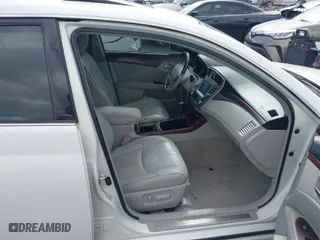 2011 Toyota Avalon with VIN 4T1BK3DB5BU403902, listed as a IAAI auction lot 41472945 with 175,685 mi miles. Bid and sale history available at carsss.com. Image 5.