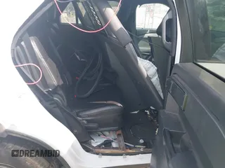 2020 Ford Police Interceptor Utility z VIN 1FM5K8AB8LGC51287, wystawiony jako IAAI lot #41885377 z przebiegiem 83 563 mil mil oraz . Historia ofert i sprzedaży dostępna na DreamBid. Obrazek 8.