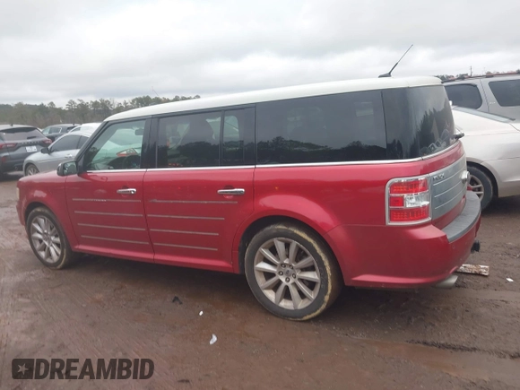 2011 Ford Flex Limited w/Ecoboost with VIN 2FMHK6DT2BBD29980, listed as a IAAI auction lot 41433515 with 232,986 mi miles. Bid and sale history available at carsss.com. Image 14.