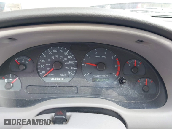 2004 Ford Mustang Standard with VIN 1FAFP406X4F151910, listed as a IAAI auction lot 41805991 with 172,524 mi miles. Bid and sale history available at carsss.com. Image 7.