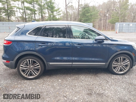 2015 Lincoln MKC z VIN 5LMTJ2AH4FUJ17746, wystawiony jako IAAI lot #42027746 z przebiegiem 111 240 mil mil oraz . Historia ofert i sprzedaży dostępna na DreamBid. Obrazek 13.