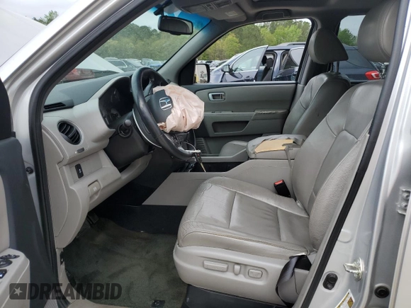 2015 Honda Pilot EX-L z VIN 5FNYF3H56FB005653, wystawiony jako Copart lot #51782155 z przebiegiem 156 247 mil mil oraz Szkoda całkowita • Salvage title. Historia ofert i sprzedaży dostępna na DreamBid. Obrazek 7.