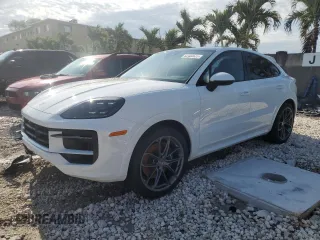2024 Porsche Cayenne with VIN WP1BA2AY9RDA54536, listed as a Copart auction lot 52400625 with 9,274 mi miles and Salvage title. Bid and sale history available at DreamBid. Image 1.