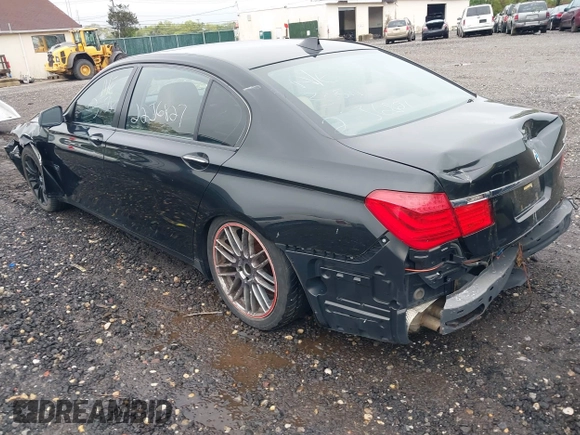 2010 BMW 7 Series 750Li xDrive with VIN WBAKC8C54AC430391, listed as a IAAI auction lot 42199335 with Not provided miles and . Bid and sale history available at DreamBid. Image 3.