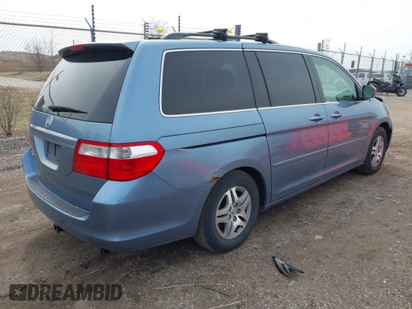 2006 Honda Odyssey EX-L with VIN 5FNRL38736B000599, listed as a IAAI auction lot 41862050 with 225,164 mi miles. Bid and sale history available at carsss.com. Image 4.