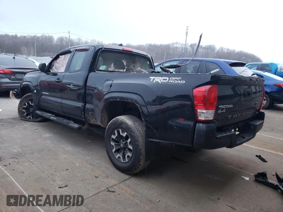 2016 Toyota Tacoma SR z VIN 5TFSX5EN6GX042325, wystawiony jako Copart lot #84464864 z przebiegiem 54 235 mil mil oraz Szkoda całkowita • Salvage title. Historia ofert i sprzedaży dostępna na DreamBid. Obrazek 2.