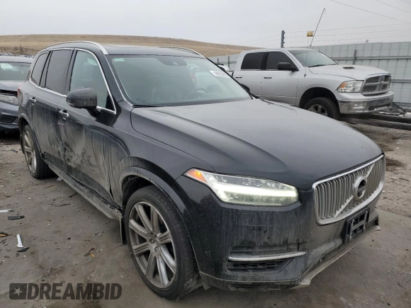 2017 Volvo XC90 Inscription with VIN YV4BC0PL1H1164456, listed as a Copart auction lot 44810835 with 81,278 mi miles and Salvage Title. Bid and sale history available at carsss.com. Image 4.