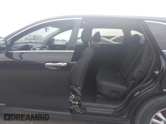 2019 Kia Sorento LX with VIN 5XYPGDA32KG501382, listed as a IAAI auction lot 41755264 with 1 mi miles. Bid and sale history available at carsss.com. Image 15.